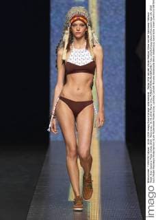 Marta Ortiz bei der Vevas Fashion Show auf der Swimwear Fashion Week Gran Canaria Moda Calida 2016. Meloneras, 10.06.2016 Marta Ortiz  Foto:xDyDxFotografosx xFuturexImage