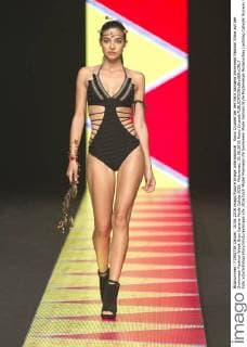 Rocio Crusset bei der Patri Santana Swimwear Fashion Show auf der Swimwear Fashion Week Gran Canaria Moda Calida 2016. Meloneras, 10.06.2016 Rocio Crusset  Foto:xDyDxFotografosx xFuturexImage