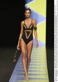 Joana Sanz bei der Patri Santana Swimwear Fashion Show auf der Swimwear Fashion Week Gran Canaria Moda Calida 2016. Meloneras, 10.06.2016 Joana Sanz  Foto:xDyDxFotografosx xFuturexImage