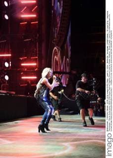 June 11, 2016 - Nashville, Tennessee, United States - 10 June 2016 - Nashville, Tennessee - Carrie Underwood. 2016 CMA Music Festival Nightly Concert held at Nissan Stadium. Photo Credit: Laura Farr AdMedia Nashville United States - ZUMAa123