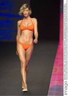 Sara Kulhmann bei der Livia Fashion Show auf der Swimwear Fashion Week Gran Canaria Moda Calida 2016. Meloneras, 11.06.2016 Sara Kulhmann  Foto:xDyDxFotografosx xFuturexImage