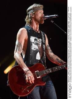 June 11, 2016 - Nashville, Tennessee, United States - 11 June 2016 - Nashville, Tennessee - Brian Kelley, Florida Georgia Line. 2016 CMA Music Festival Nightly Concert held at Nissan Stadium. Photo Credit: Laura Farr AdMedia Nashville United States - ZUMAa123