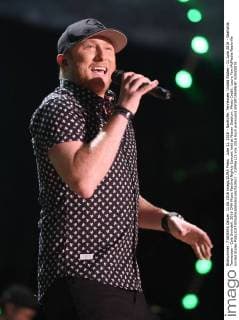 June 11, 2016 - Nashville, Tennessee, United States - 11 June 2016 - Nashville, Tennessee - Cole Swindell. 2016 CMA Music Festival Nightly Concert held at Nissan Stadium. Photo Credit: Laura Farr AdMedia Nashville United States - ZUMAa123