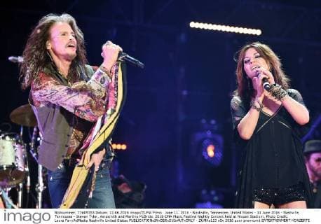 June 11, 2016 - Nashville, Tennessee, United States - 11 June 2016 - Nashville, Tennessee - Steven Tyler, Aerosmith and Martina McBride. 2016 CMA Music Festival Nightly Concert held at Nissan Stadium. Photo Credit: Laura Farr AdMedia Nashville United States - ZUMAa123