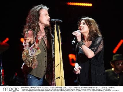 June 11, 2016 - Nashville, Tennessee, United States - 11 June 2016 - Nashville, Tennessee - Steven Tyler, Aerosmith and Martina McBride. 2016 CMA Music Festival Nightly Concert held at Nissan Stadium. Photo Credit: Laura Farr AdMedia Nashville United States - ZUMAa123