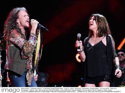 June 11, 2016 - Nashville, Tennessee, United States - 11 June 2016 - Nashville, Tennessee - Steven Tyler, Aerosmith and Martina McBride. 2016 CMA Music Festival Nightly Concert held at Nissan Stadium. Photo Credit: Laura Farr AdMedia Nashville United States - ZUMAa123