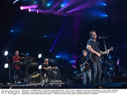 June 11, 2016 - Nashville, Tennessee, United States - 11 June 2016 - Nashville, Tennessee - Chris Young. 2016 CMA Music Festival Nightly Concert held at Nissan Stadium. Photo Credit: Laura Farr AdMedia Nashville United States - ZUMAa123