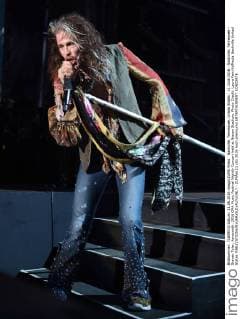 Nashville, Tennessee, United States - 11 June 2016 - Nashville, Tennessee - Steven Tyler, Aerosmith. 2016 CMA Music Festival Nightly Concert held at Nissan Stadium. Photo Credit: Laura Farr AdMedia Nashville United States - ZUMAa123