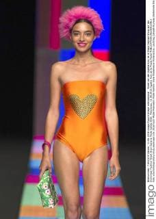 Model bei der Agatha Ruiz de la Prada Fashion Show auf der Swimwear Fashion Week Gran Canaria Moda Calida 2016. Meloneras, 11.06.2016 Agatha Ruiz de la Prada Model  Foto:xDyDxFotografosx xFuturexImage