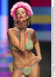 Model bei der Agatha Ruiz de la Prada Fashion Show auf der Swimwear Fashion Week Gran Canaria Moda Calida 2016. Meloneras, 11.06.2016 Agatha Ruiz de la Prada Model  Foto:xDyDxFotografosx xFuturexImage