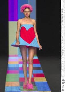 Model bei der Agatha Ruiz de la Prada Fashion Show auf der Swimwear Fashion Week Gran Canaria Moda Calida 2016. Meloneras, 11.06.2016 Agatha Ruiz de la Prada Model  Foto:xDyDxFotografosx xFuturexImage