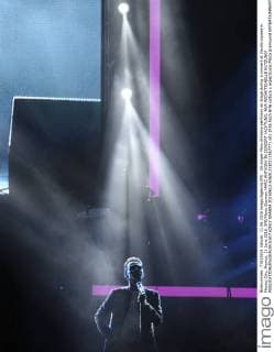US singer Marc Anthony performs on stage during a concert at Zocalo square in Mexico City, Mexico, 11 June 2016. EFE Mario Guzman MARC ANTHONY IN CONCERT !ACHTUNG: NUR REDAKTIONELLE NUTZUNG!  GRA004 20160612-636013330112557771