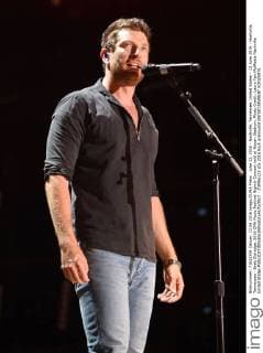June 12, 2016 - Nashville, Tennessee, United States - 12 June 2016 - Nashville, Tennessee - Brett Eldredge. 2016 CMA Music Festival Nightly Concert held at Nissan Stadium. Photo Credit: Laura Farr AdMedia Nashville United States - ZUMAa123