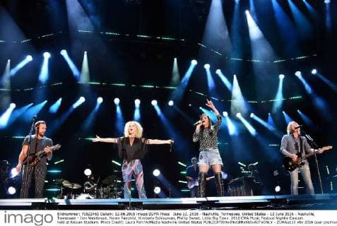 June 12, 2016 - Nashville, Tennessee, United States - 12 June 2016 - Nashville, Tennessee - Jimi Westbrook, Karen Fairchild, Kimberly Schlapman, Phillip Sweet, Little Big Town. 2016 CMA Music Festival Nightly Concert held at Nissan Stadium. Photo Credit: Laura Farr AdMedia Nashville United States - ZUMAa123