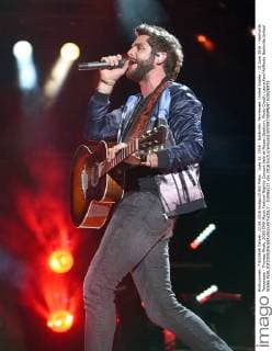 June 12, 2016 - Nashville, Tennessee, United States - 12 June 2016 - Nashville, Tennessee - Thomas Rhett. 2016 CMA Music Festival Nightly Concert held at Nissan Stadium. Photo Credit: Laura Farr AdMedia Nashville United States - ZUMAa123