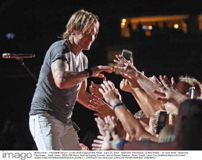 June 12, 2016 - Nashville, Tennessee, United States - 12 June 2016 - Nashville, Tennessee - Keith Urban. 2016 CMA Music Festival Nightly Concert held at Nissan Stadium. Photo Credit: Laura Farr AdMedia Nashville United States - ZUMAa123