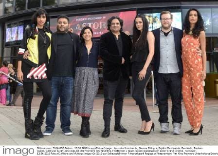Anushka Manchanda, Gaurav Dhingra, Rajshri Deshpande, Pan Nalin, Pavleen Gujral, Gast und Sarah-Jane Dias bei der Premiere des Kinofilms 7 Göttinnen Angry Indian Goddesses im Astor Grand Cinema. Hannover, 13.06.2016 Foto:xC.xNiehausx xFuturexImage