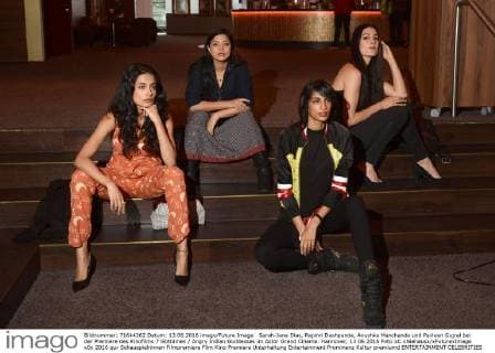 Sarah-Jane Dias, Rajshri Deshpande, Anushka Manchanda und Pavleen Gujral bei der Premiere des Kinofilms 7 Göttinnen Angry Indian Goddesses im Astor Grand Cinema. Hannover, 13.06.2016 Foto:xC.xNiehausx xFuturexImage
