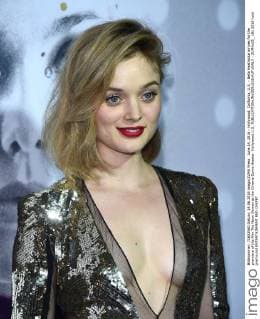 June 14, 2016 - Hollywood, California, U.S. - Bella Heathcote arrives for the premiere of the film The Neon Demon at the Cinema Dome theater. Hollywood U.S. - ZUMAo05_