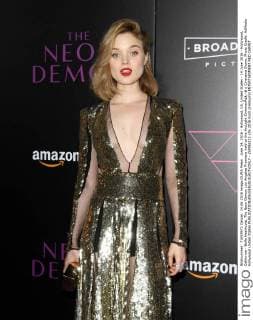 June 14, 2016 - Hollywood, CA, United States - 14 June 2016 - Hollywood, California - Bella Heathcote. The Neon Demon Los Angeles Premiere held at the ArcLight CinemasÃ¢â‚¬â ¢ Cinerama Dome. Photo Credit: AdMedia Hollywood United States - ZUMAa123