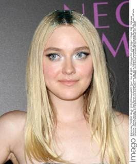 June 14, 2016 - Hollywood, CA, United States - 14 June 2016 - Hollywood, California - Dakota Fanning. The Neon Demon Los Angeles Premiere held at the ArcLight CinemasÃ¢â‚¬â„¢ Cinerama Dome. Photo Credit: AdMedia Hollywood United States - ZUMAa123