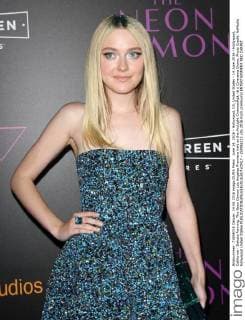 June 14, 2016 - Hollywood, CA, United States - 14 June 2016 - Hollywood, California - Dakota Fanning. The Neon Demon Los Angeles Premiere held at the ArcLight CinemasÃ¢â‚¬â ¢ Cinerama Dome. Photo Credit: AdMedia Hollywood United States - ZUMAa123