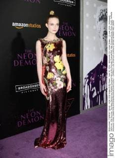 June 14, 2016 - Hollywood, CA, United States - 14 June 2016 - Hollywood, California - Elle Fanning. The Neon Demon Los Angeles Premiere held at the ArcLight CinemasÃ¢â‚¬â„¢ Cinerama Dome. Photo Credit: AdMedia Hollywood United States - ZUMAa123