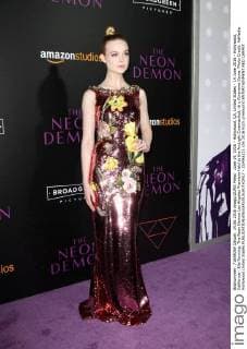 June 14, 2016 - Hollywood, CA, United States - 14 June 2016 - Hollywood, California - Elle Fanning. The Neon Demon Los Angeles Premiere held at the ArcLight CinemasÃ¢â‚¬â ¢ Cinerama Dome. Photo Credit: AdMedia Hollywood United States - ZUMAa123