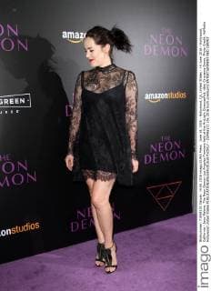 June 14, 2016 - Hollywood, CA, United States - 14 June 2016 - Hollywood, California - Jena Malone. The Neon Demon Los Angeles Premiere held at the ArcLight CinemasÃ¢â‚¬â„¢ Cinerama Dome. Photo Credit: AdMedia Hollywood United States - ZUMAa123