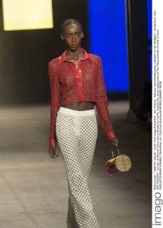Rio Fashion - Patricia Vieira Modenschau JANUARY RJ DE JANEIRO - 15 06 2016: RIO RIO FASHION - 1st day of Patricia Vieira brand Parade during Rio Fashion Rio which takes place at Pier Maua between 15 and 17 June.  CelsoxPupo