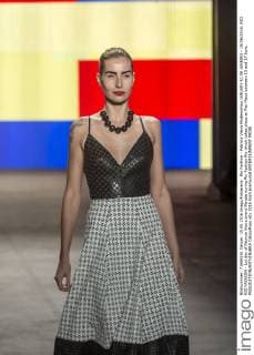 Rio Fashion - Patricia Vieira Modenschau JANUARY RJ DE JANEIRO - 15 06 2016: RIO RIO FASHION - 1st day of Patricia Vieira brand Parade during Rio Fashion Rio which takes place at Pier Maua between 15 and 17 June.  CelsoxPupo