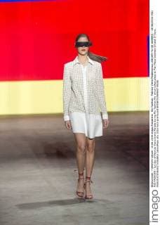 Rio Fashion - Patricia Vieira Modenschau JANUARY RJ DE JANEIRO - 15 06 2016: RIO RIO FASHION - 1st day of Patricia Vieira brand Parade during Rio Fashion Rio which takes place at Pier Maua between 15 and 17 June.  CelsoxPupo
