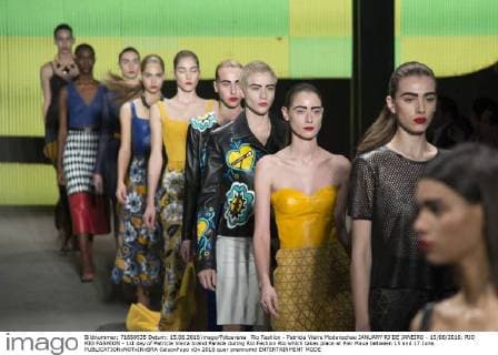 Rio Fashion - Patricia Vieira Modenschau JANUARY RJ DE JANEIRO - 15 06 2016: RIO RIO FASHION - 1st day of Patricia Vieira brand Parade during Rio Fashion Rio which takes place at Pier Maua between 15 and 17 June.  CelsoxPupo