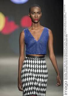 Rio Fashion - Patricia Vieira Modenschau JANUARY RJ DE JANEIRO - 15 06 2016: RIO RIO FASHION - 1st day of Patricia Vieira brand Parade during Rio Fashion Rio which takes place at Pier Maua between 15 and 17 June.  CelsoxPupo