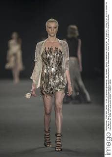 Rio Fashion - Martu Modenschau JANUARY RJ DE JANEIRO - 15 06 2016: RIO RIO FASHION - 1st day of Martu brand Parade during Rio Fashion Rio which takes place at Pier Maua between 15 and 17 June.  CelsoxPupo
