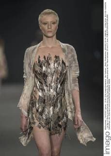 Rio Fashion - Martu Modenschau JANUARY RJ DE JANEIRO - 15 06 2016: RIO RIO FASHION - 1st day of Martu brand Parade during Rio Fashion Rio which takes place at Pier Maua between 15 and 17 June.  CelsoxPupo
