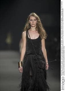 Rio Fashion - Martu Modenschau JANUARY RJ DE JANEIRO - 15 06 2016: RIO RIO FASHION - 1st day of Martu brand Parade during Rio Fashion Rio which takes place at Pier Maua between 15 and 17 June.  CelsoxPupo