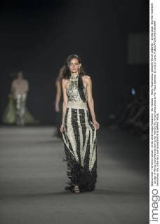 Rio Fashion - Martu Modenschau JANUARY RJ DE JANEIRO - 15 06 2016: RIO RIO FASHION - 1st day of Martu brand Parade during Rio Fashion Rio which takes place at Pier Maua between 15 and 17 June.  CelsoxPupo