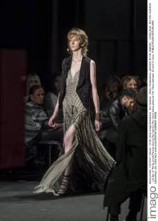 Rio Fashion - Martu Modenschau JANUARY RJ DE JANEIRO - 15 06 2016: RIO RIO FASHION - 1st day of Martu brand Parade during Rio Fashion Rio which takes place at Pier Maua between 15 and 17 June.  CelsoxPupo