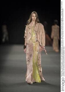 Rio Fashion - Martu Modenschau JANUARY RJ DE JANEIRO - 15 06 2016: RIO RIO FASHION - 1st day of Martu brand Parade during Rio Fashion Rio which takes place at Pier Maua between 15 and 17 June.  CelsoxPupo