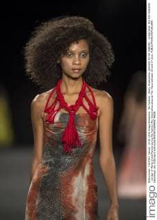 Rio Fashion - Martu Modenschau JANUARY RJ DE JANEIRO - 15 06 2016: RIO RIO FASHION - 1st day of Martu brand Parade during Rio Fashion Rio which takes place at Pier Maua between 15 and 17 June.  CelsoxPupo