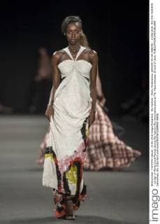 Rio Fashion - Martu Modenschau JANUARY RJ DE JANEIRO - 15 06 2016: RIO RIO FASHION - 1st day of Martu brand Parade during Rio Fashion Rio which takes place at Pier Maua between 15 and 17 June.  CelsoxPupo