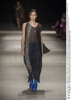 Rio Fashion - Lino Villaventura Modenschau JANUARY RJ DE JANEIRO - 15 06 2016: RIO RIO FASHION - 1st Day Parade brand Lino Villaventura during Rio Fashion Rio happens at Pier Maua between 15 and 17 June.  CelsoxPupo