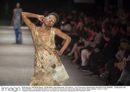 Rio Fashion - Lino Villaventura Modenschau JANUARY RJ DE JANEIRO - 15 06 2016: RIO RIO FASHION - 1st Day Parade brand Lino Villaventura during Rio Fashion Rio happens at Pier Maua between 15 and 17 June.  CelsoxPupo