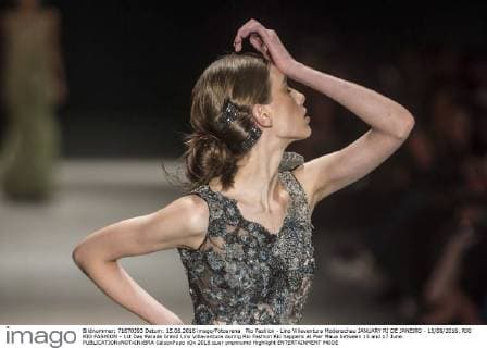 Rio Fashion - Lino Villaventura Modenschau JANUARY RJ DE JANEIRO - 15 06 2016: RIO RIO FASHION - 1st Day Parade brand Lino Villaventura during Rio Fashion Rio happens at Pier Maua between 15 and 17 June.  CelsoxPupo