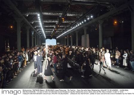 Rio Fashion - Guto Carvalho Neto Modenschau JANUARY RJ DE JANEIRO - 15 06 2016: RIO RIO FASHION - 1st day of Guto Carvalhoneto brand Parade during Rio Fashion Rio which takes place at Pier Maua between 15 and 17 June.  CelsoxPupo