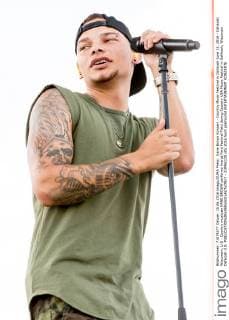 Kane Brown Konzert - Country Music Festival in Oshkosh June 15, 2016 - Oshkosh, Wisconsin, U.S - Country musician KANE BROWN performs live at Ford Festival Field during Country USA Music Festival in Oshkosh, Wisconsin Oshkosh U.S. - ZUMAs135