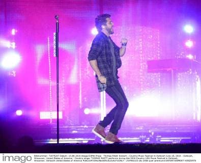 Thomas Rhett Konzert - Country Music Festival in Oshkosh June 15, 2016 - Oshkosh, Wisconsin, United States of America - Country singer THOMAS RHETT performs during the 2016 Country USA Music Festival in Oshkosh, Wisconsin. Oshkosh United States of America - ZUMAb115