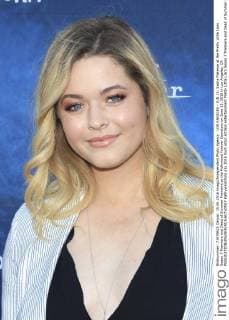 LOS ANGELES - JUN 15: Sasha Pieterse at the Pretty Little Liars Seaon 7 Premiere and Dead of Summer Premeire at the Hollywood Forever Cemetary on June 15, 2016 in Los Angeles, CA  KathyxHutchins