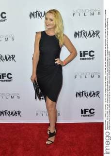 Tina Lee bei der Weltpremeire des Kinofilms Intruder im Regency Bruin Theater. Westwood, 15.06.2016 Foto:xD.xStarbuckx xFuturexImage